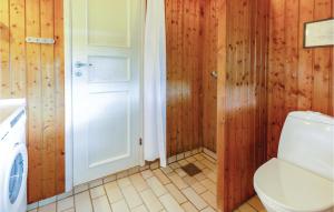 Koupelna v ubytování Holiday Home Enøvej Rude I