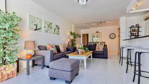 Fotografia z galérie ubytovania 2 Bedroom Beach front apartment Benalmadena v destinácii Benalmádena