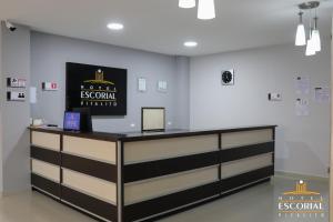 HOTEL ESCORIAL PITALITO的证书、奖牌、标识或其他文件