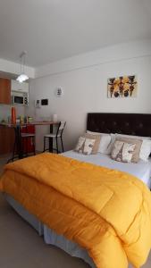 Кровать или кровати в номере Depto en excelente zona de Recoleta