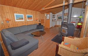 Posezení v ubytování Holiday Home Fyrrevænget Blåvand + 19 fotografií