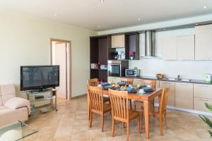 Køkken eller tekøkken på Villa Belle Plaza + 31 billeder