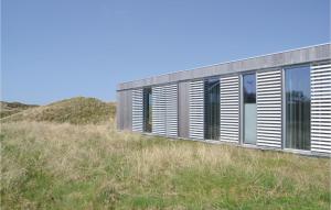 Fotografie z fotogalerie ubytování Holiday Home Oksbøl With Patio Iv v destinaci Vejers Strand