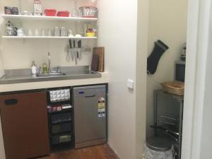 Kuchyň nebo kuchyňský kout v ubytování Angaston Masonic Lodge