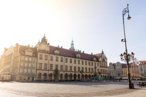 Fotografia z galérie ubytovania Rynek 20/21 -Cosy New Apartment on The Market Square - 4 Bedrooms - 8 People vo Vroclavi