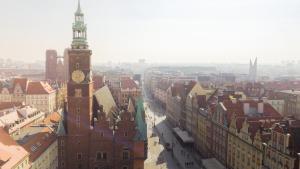 Fotografia z galérie ubytovania Rynek 20/21 -Cosy New Apartment on The Market Square - 4 Bedrooms - 8 People vo Vroclavi
