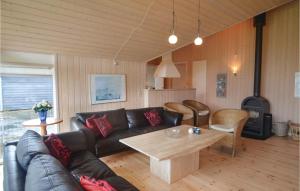 Posezení v ubytování Holiday Home Egernstien Væggerløse Iv
