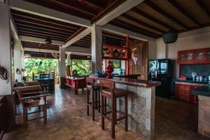 Η κουζίνα ή μικρή κουζίνα στο Villa Bukit Malas +24 φωτογραφίες