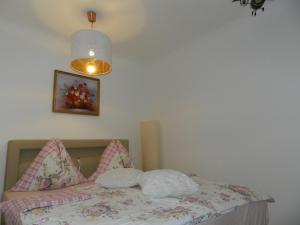 Ένα ή περισσότερα κρεβάτια σε δωμάτιο στο Klassik and sunny Apartment!