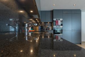 Kuchyň nebo kuchyňský kout v ubytování Schilthorn Apartment - Aare Jungfrau AG