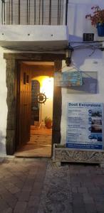 Gallery image of Pillico el pescador in Estepona +36 photos