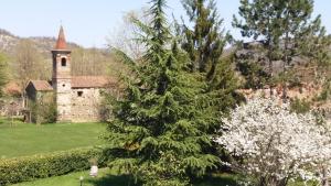 Vonkajšia záhrada v ubytovaní Langhe di Liguria B&B