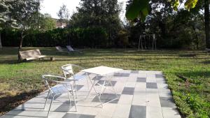 Vonkajšia záhrada v ubytovaní Langhe di Liguria B&B