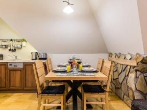 Kuchyňa alebo kuchynka v ubytovaní Apartament Zacisze pod Giewontem