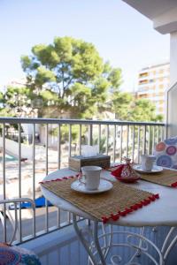 En balkong eller terrass på Bonito apartament a 3 minutos de la playa