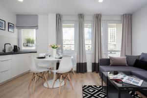 Posedenie v ubytovaní Warsaw City Center Apartments by Noclegi Renters