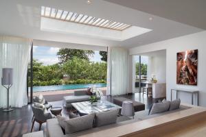 Bazén v ubytování Anantara Desaru Coast Resort & Villas nebo v jeho okolí