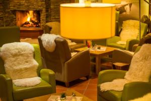 Część wypoczynkowa w obiekcie Hotel Das Gastein - ganzjährig inklusive Alpentherme Gastein & Sommersaison inklusive Gasteiner Bergbahnen