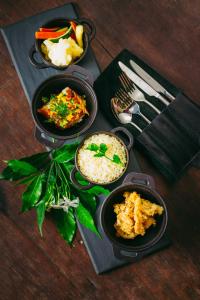 Eten bij of ergens in de buurt van het resort

