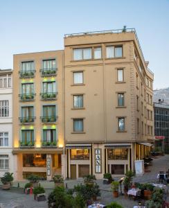 Budova, kde se hotel nachází