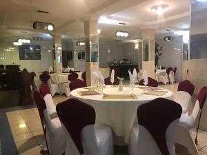阳光海滩酒店餐厅或其他用餐的地方
