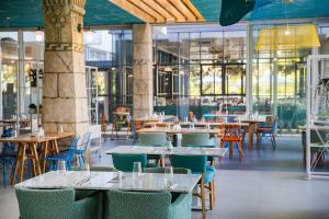 Amadria Park Kids Hotel Andrija餐厅或其他用餐的地方