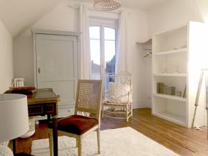 Gallery image of Les Chambres de LOUIS in Le Chesnay
