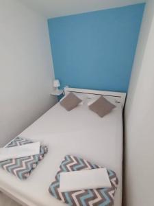 Cama ou camas em um quarto em Fjaka Camp