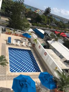 Vista de la piscina de Apartamento Edificio Bahia Fragata o d'una piscina que hi ha a prop