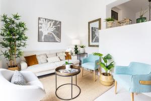 Posezení v ubytování Genteel Home Mateos Gago