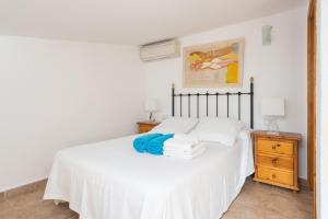 A bed or beds in a room at Finca Coster
