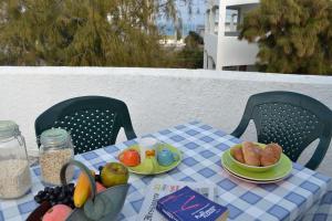 Φαγητό σε αυτό το διαμέρισμα ή κάπου εκεί κοντά