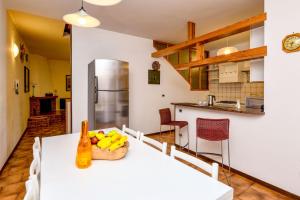 Gallery image of Civic 55 in Toscolano Maderno +23 photos