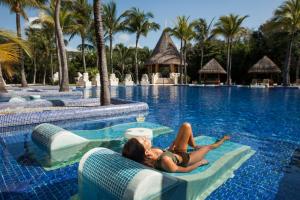 Piscina di Barceló Maya Palace - All Inclusive o nelle vicinanze