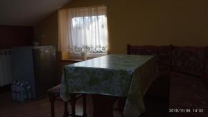 Kuchnia lub aneks kuchenny w obiekcie Apartament w domu na wsi