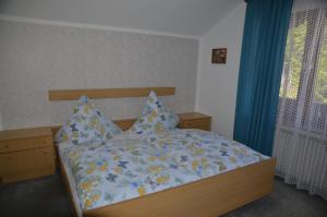 Postel nebo postele na pokoji v ubytování Ferienwohnung Steinhauser