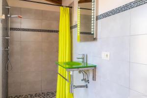 Ein Badezimmer in der Unterkunft Los tres soles