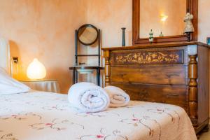 Ein Bett oder Betten in einem Zimmer der Unterkunft Los tres soles