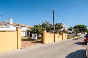 The surrounding neighborhood or a neighborhood close to the holiday home