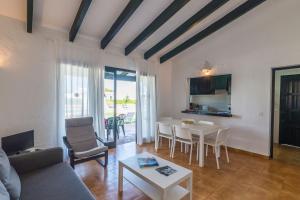 Posezení v ubytování Casa 5 Q en Complejo Binisafua