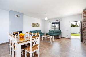 Posedenie v ubytovaní Villa Los Olivares