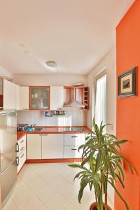Afbeelding uit fotogalerij van Apartments Zenta in Split