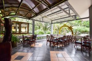 A restaurant or other place to eat at Krabi Success Beach Resort - SHA Extra Plus