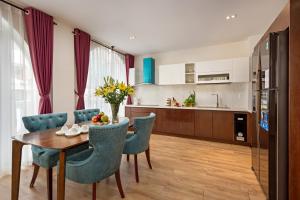 Nhà bếp/bếp nhỏ tại Sen Boutique Hotel