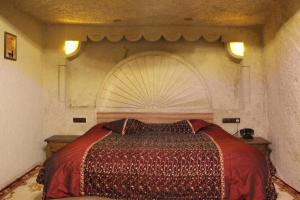 Gallery image of Dilek Tepesi Cave Hotel in Ayvalı