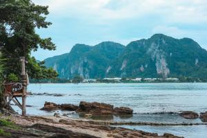 Premium amenities and pool at Phi Phi Sunset Bay Resort, Phi Phi Sunset Bay Resort