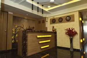 The lobby or reception area at Hotel Royal King by Sky Stays