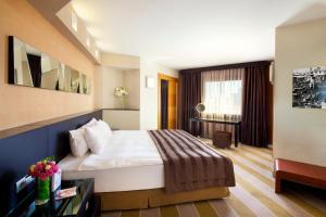 Postel nebo postele na pokoji v ubytování Point Hotel Taksim