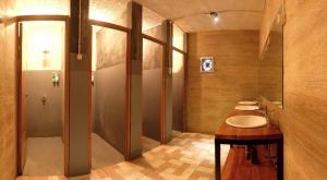 Tani Jiwo Hostel 욕실
