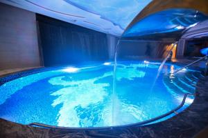 Bassein majutusasutuses Opal Hotel Amman või selle lähedal